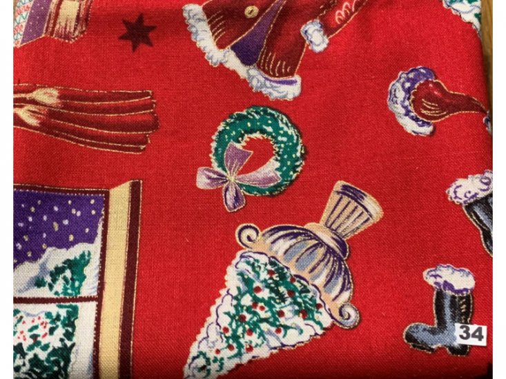 Nr 34. Kerst fat quarter - Ramen, deur, poes. - Klik op de afbeelding om het venster te sluiten